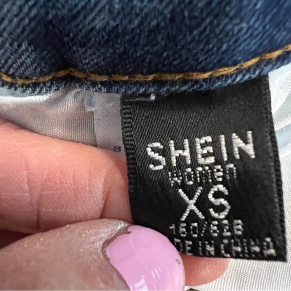 Shein High Waisted Distressed Denim Jeans Shorts Size XS - Picture 8 of 9